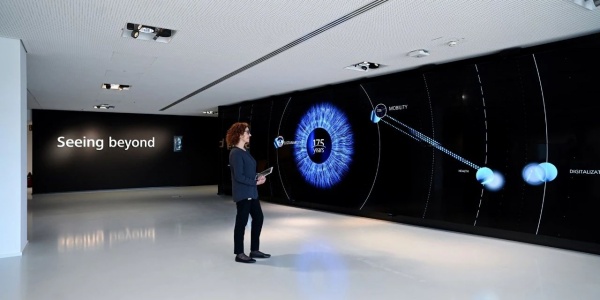 光學設(shè)備展廳設(shè)計案例分享