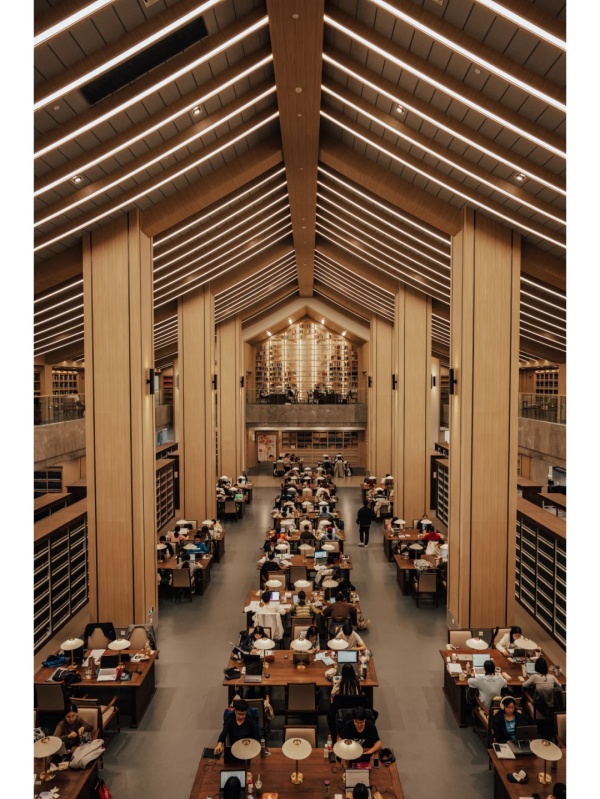 大學(xué)圖書館設(shè)計